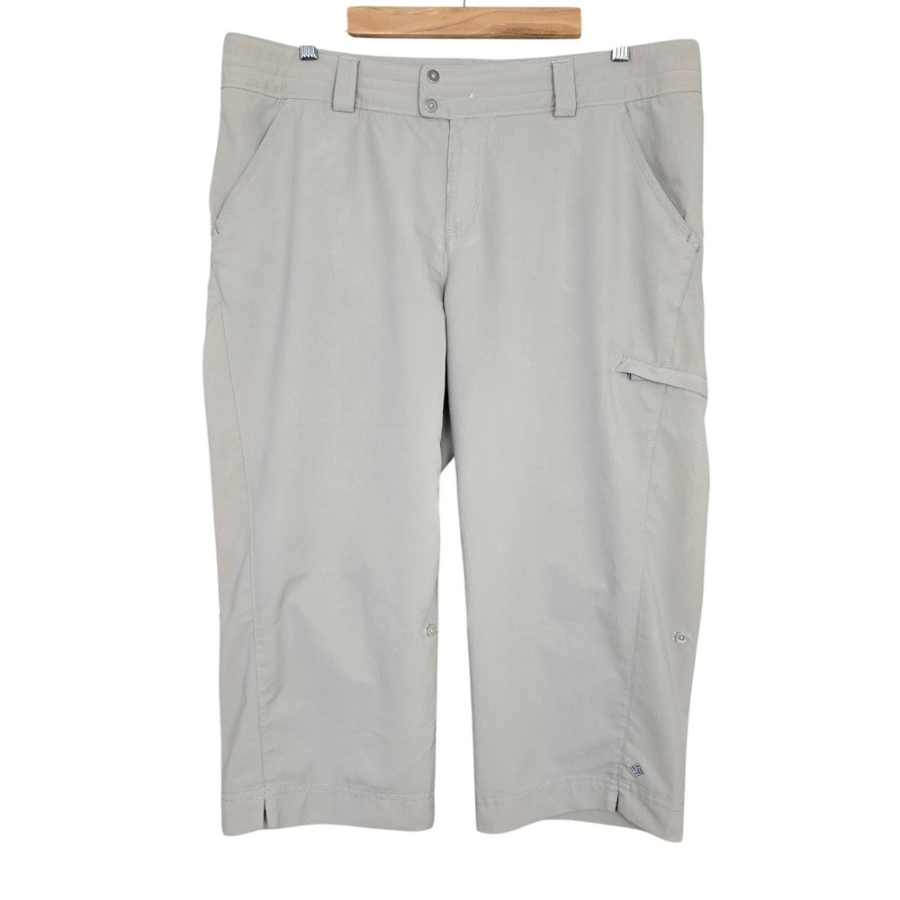 Columbia Light Gray Capris Women's Outdoor Cargo Pants